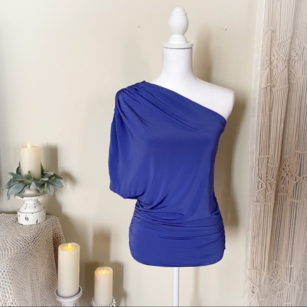 Guess One Shoulder Purple Top